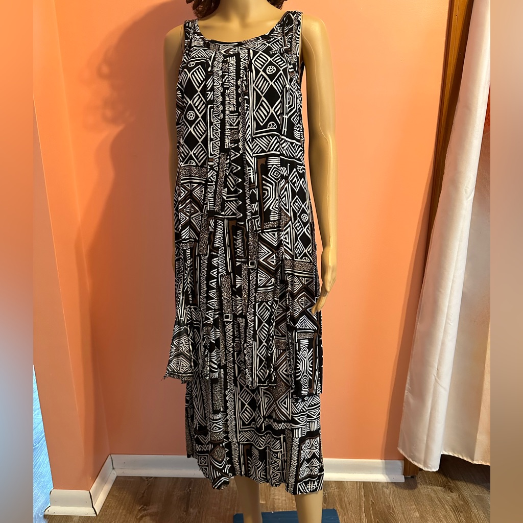 Women’s Sleeveless Dress, Size Small